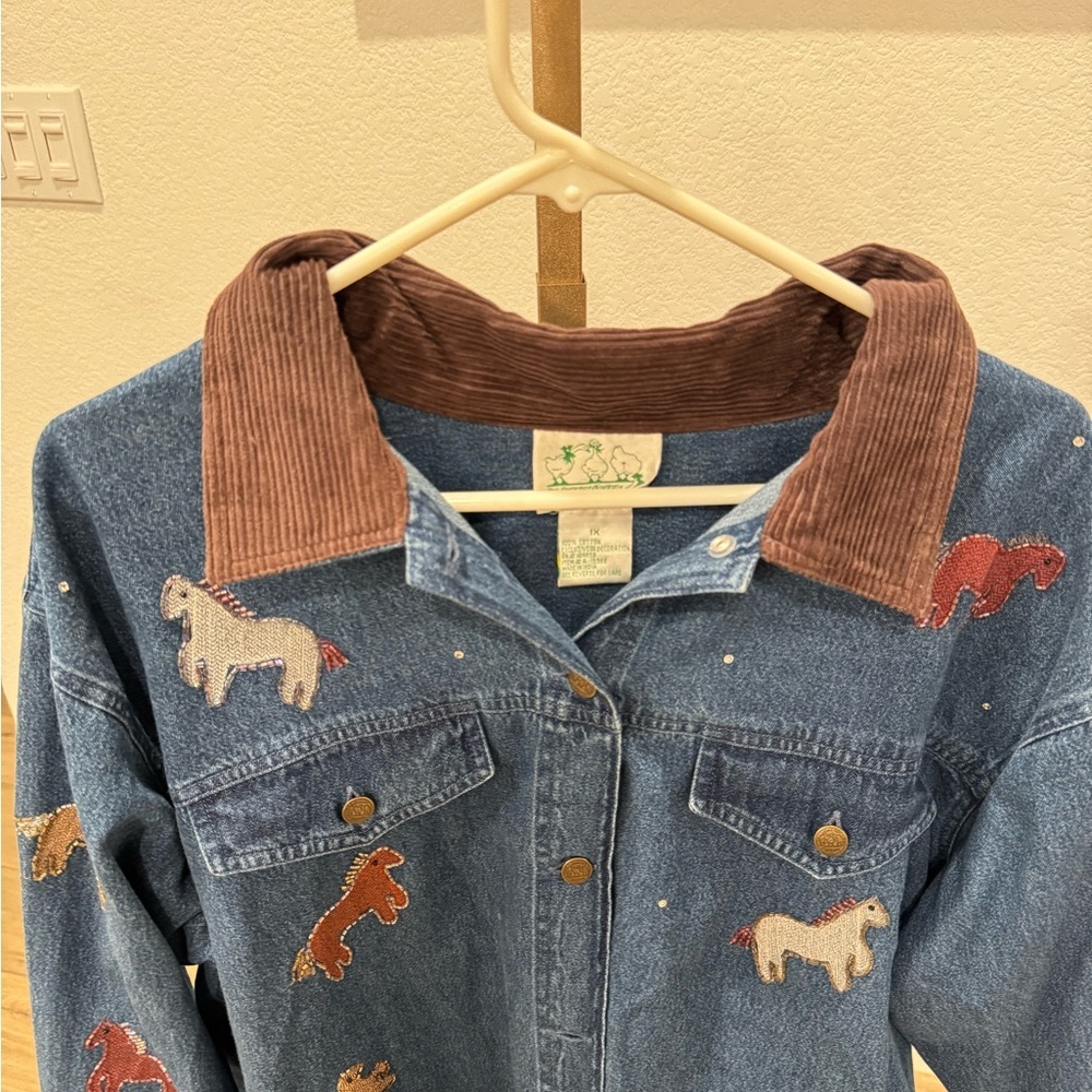 Quacker Factory Denim Barn Jacket with Horse Embroidery Novelty size 1x - Picture 2 of 6